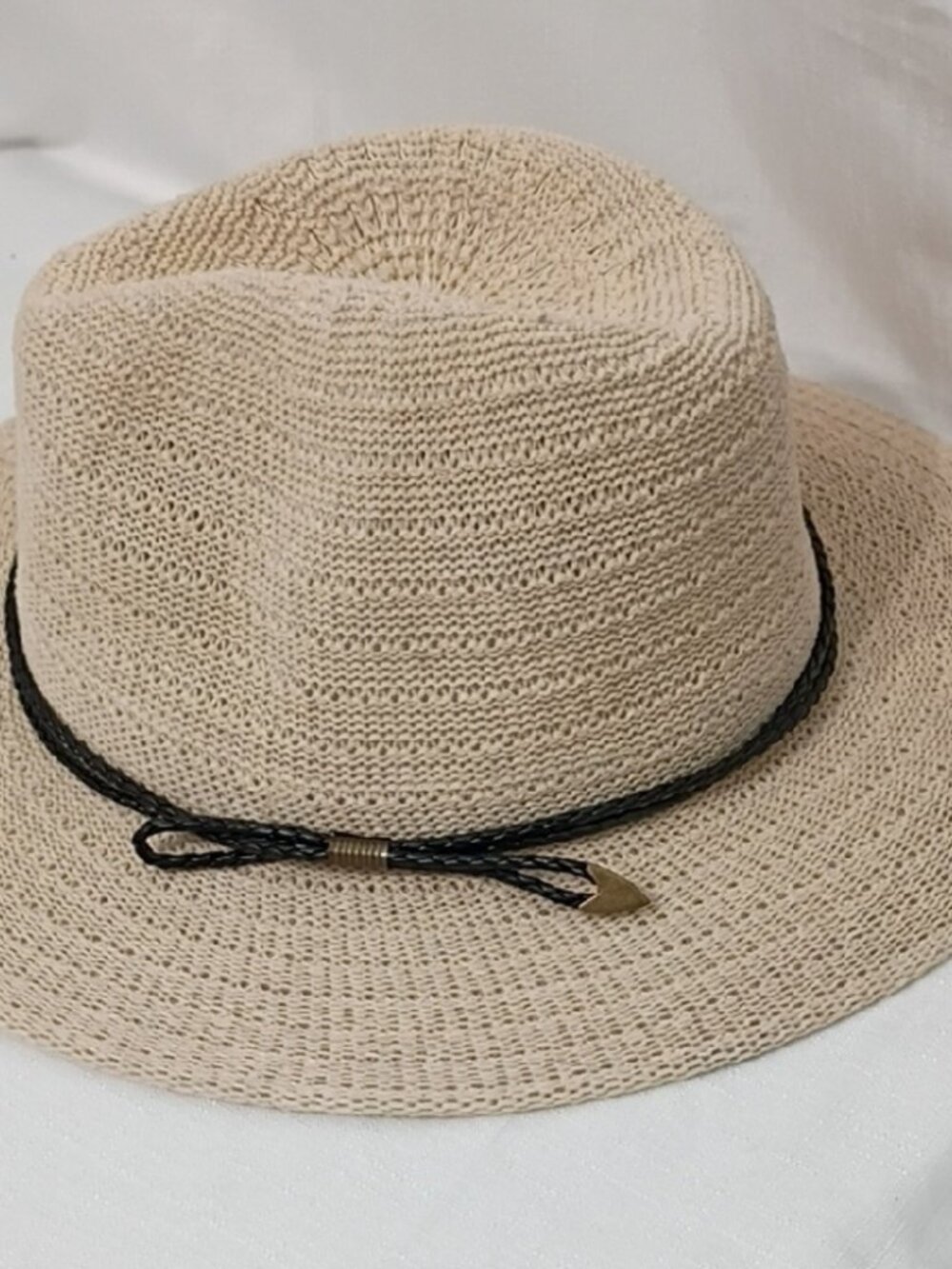 Twig & Arrow Women's Cream Wide Brim Hat with Black Accent